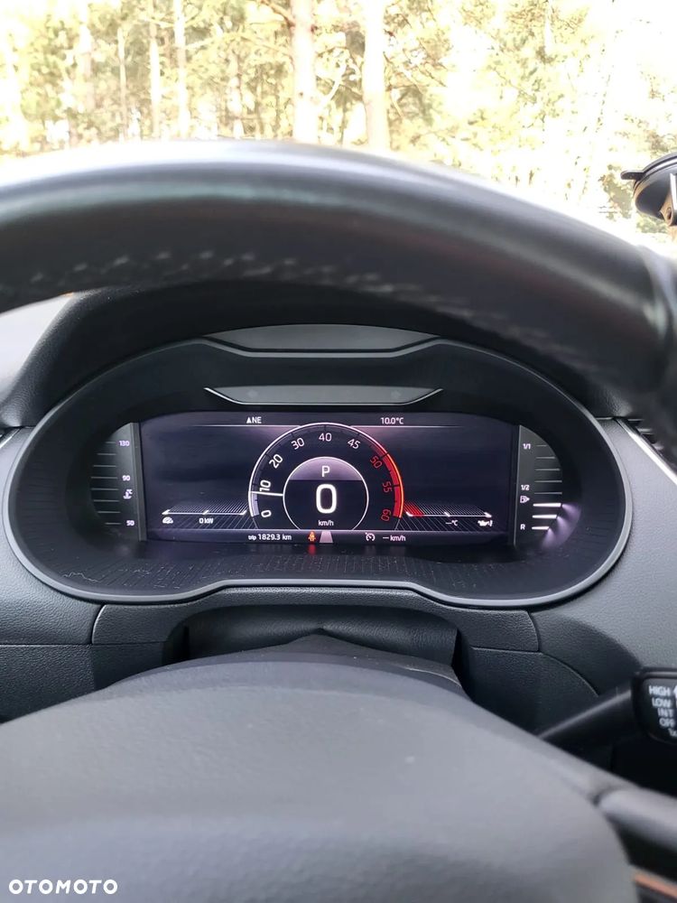 Skoda Octavia 1.6 TDI Ambition DSG - 6