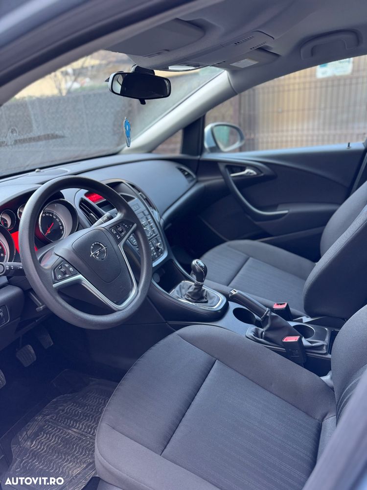 Opel Astra 1.4 ECOTEC Essentia - 5