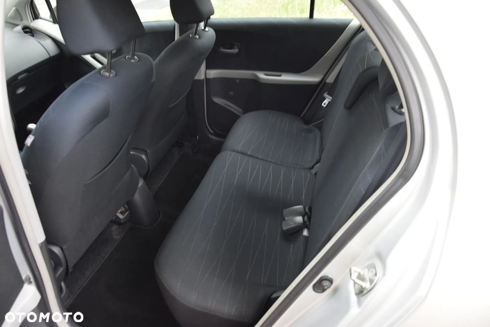 Toyota Yaris - 20