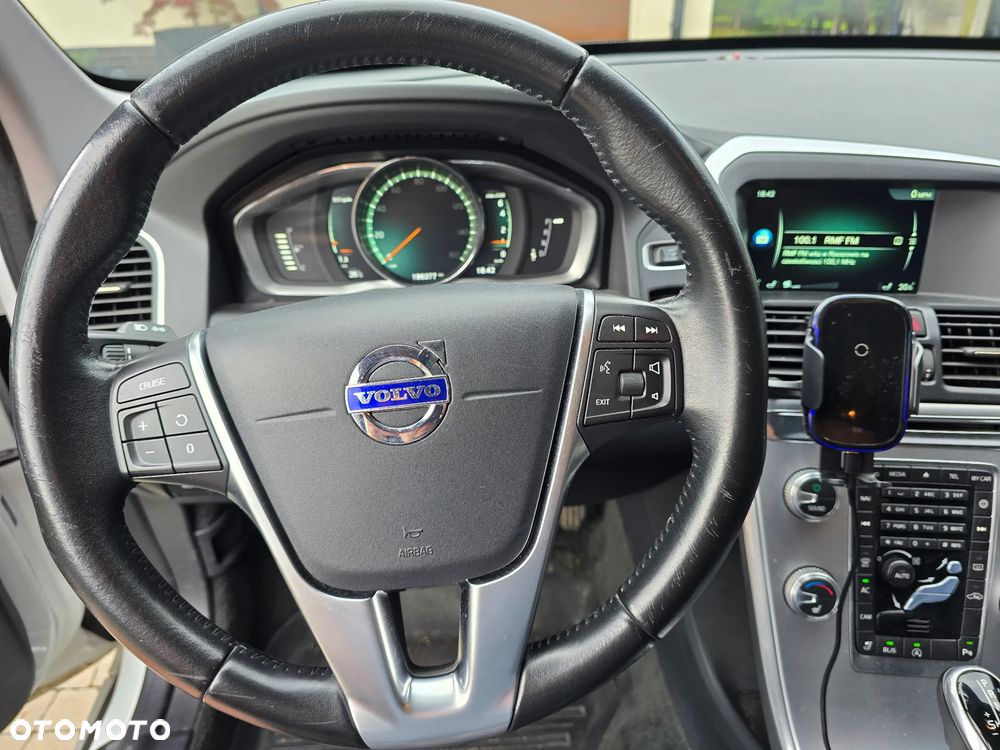 Volvo XC 60 T5 AWD Drive-E Momentum - 15
