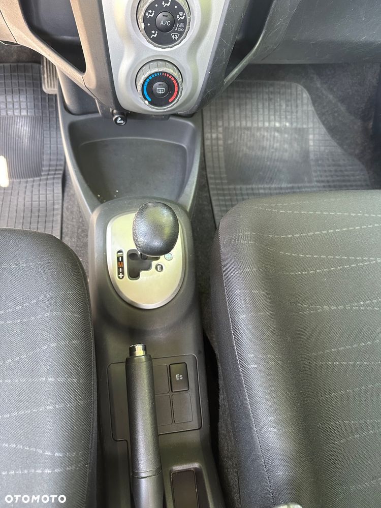 Toyota Yaris 1.3 Automatik Sol - 4