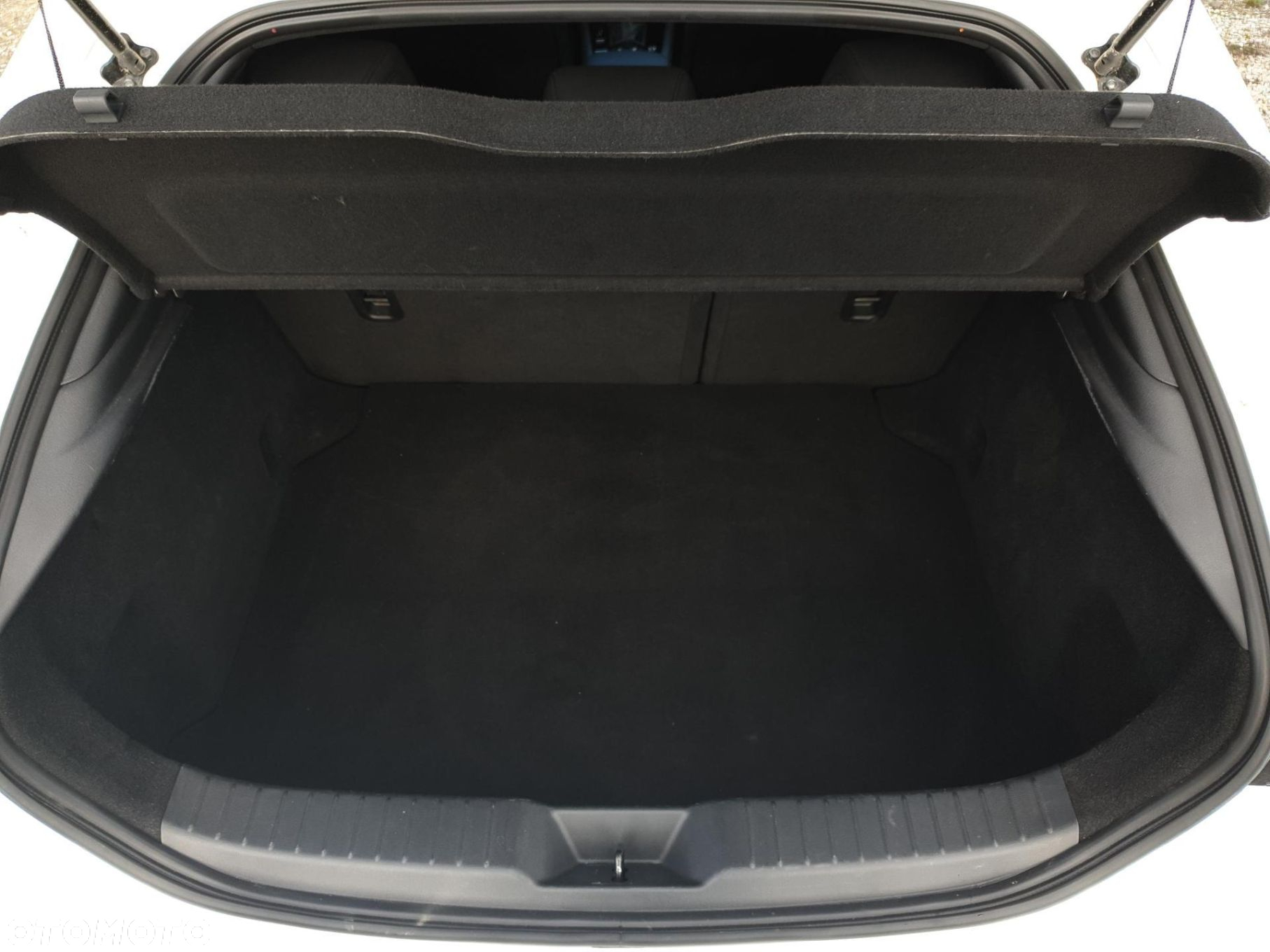 Mazda 3 - 24