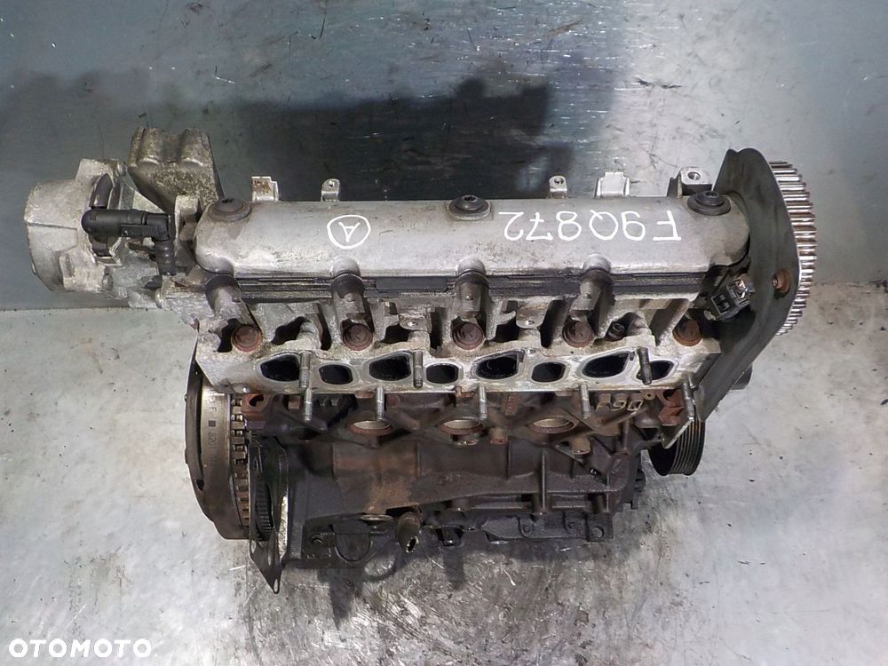 RENAULT SCENIC III MEGANE III SILNIK 1.9 DCI 8V F9Q872 - 4