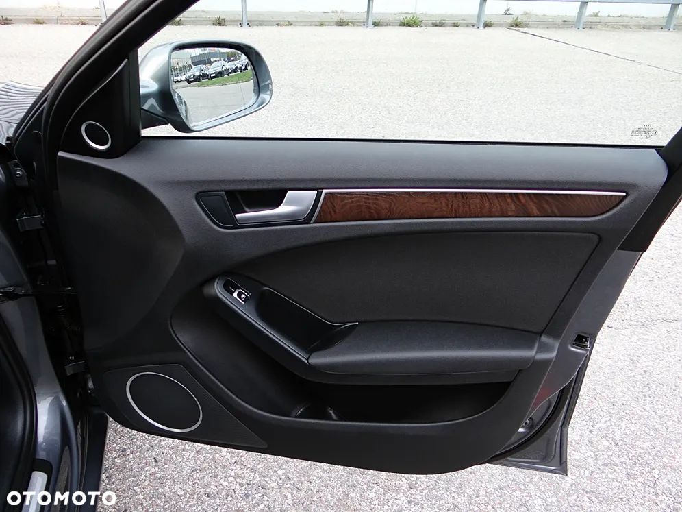 Audi A4 Limousine 1.8 TFSI S line Sportpaket - 26