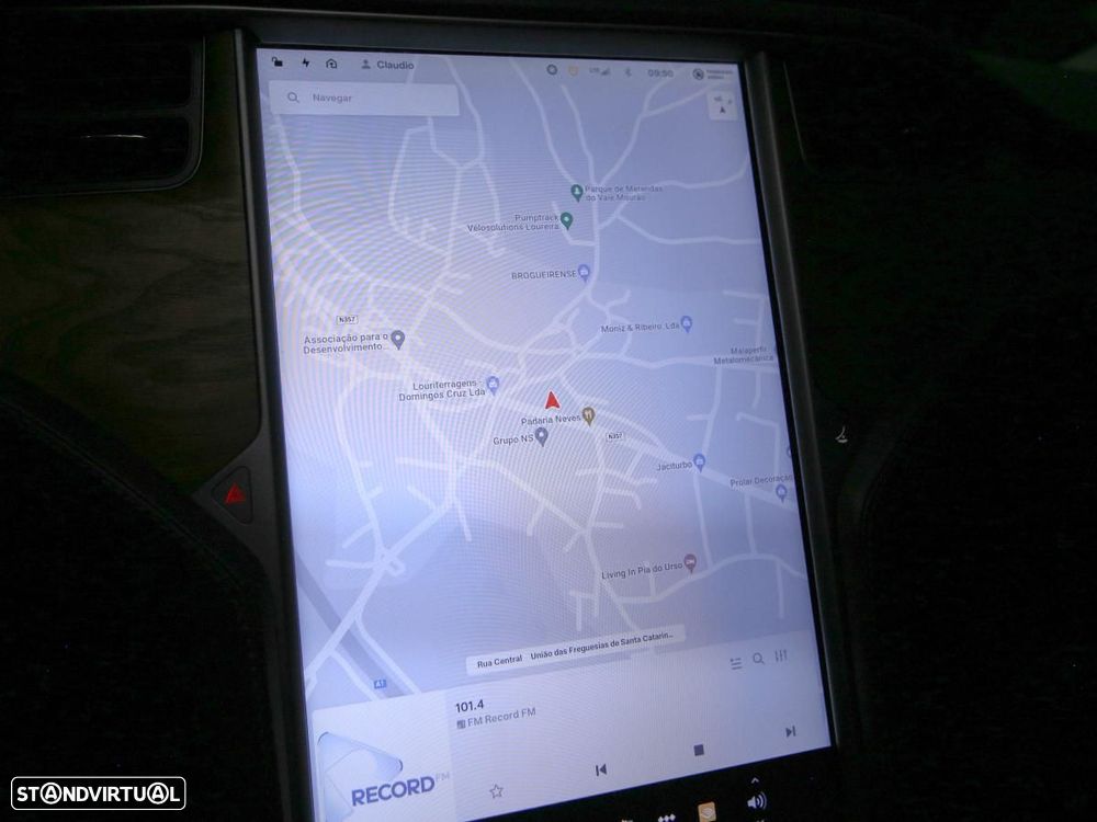 Tesla Model S - 19