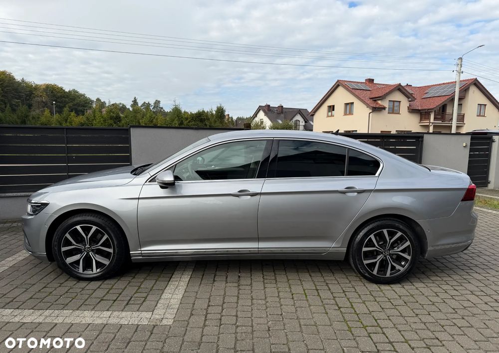 Volkswagen Passat 2.0 TSI Elegance DSG - 17