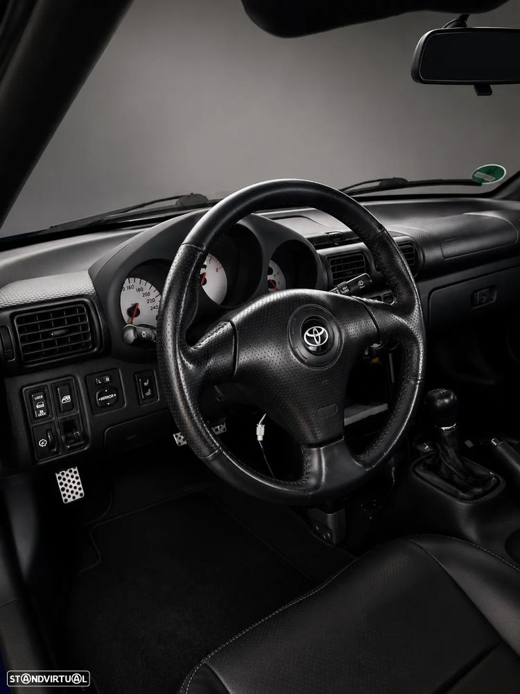 Toyota MR2 Roadster - 7