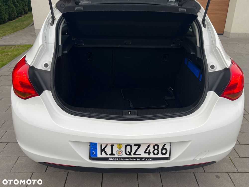 Opel Astra 1.4 - 7
