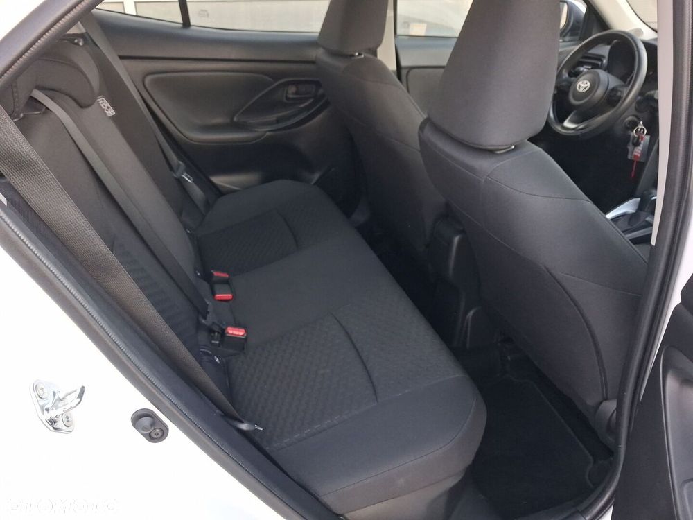 Toyota Yaris Cross Hybrid 1.5 Active - 13