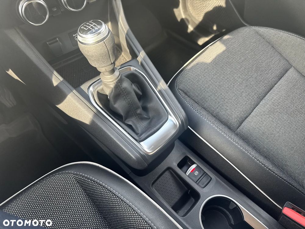 Renault Captur 1.0 TCe Intens - 15