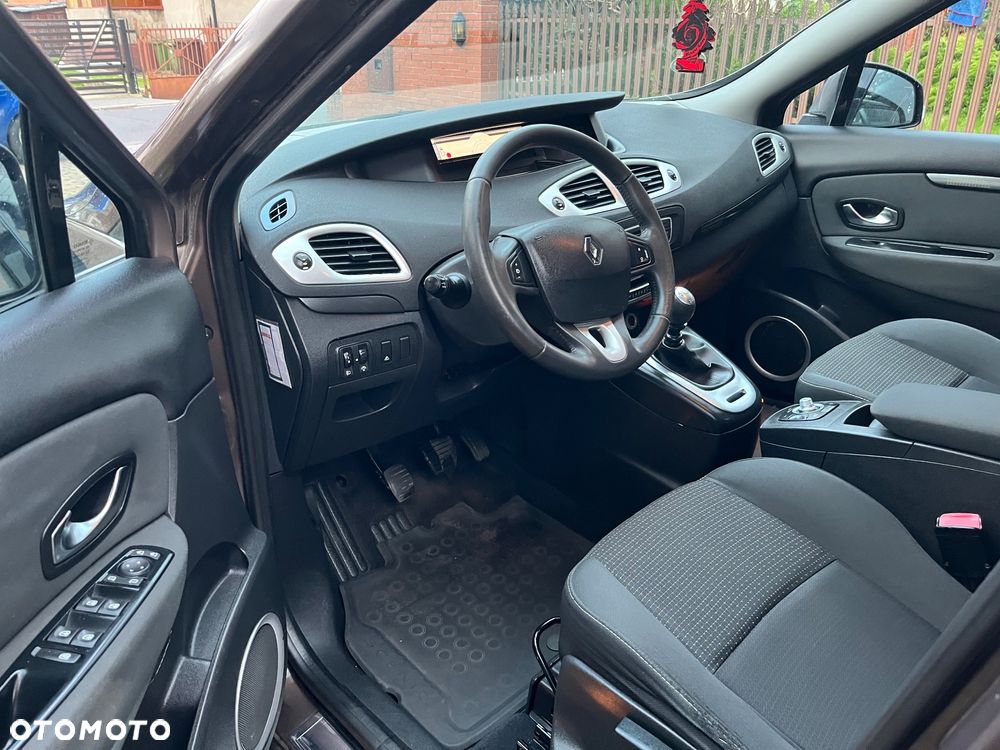 Renault Grand Scenic dCi 130 FAP Dynamique - 29