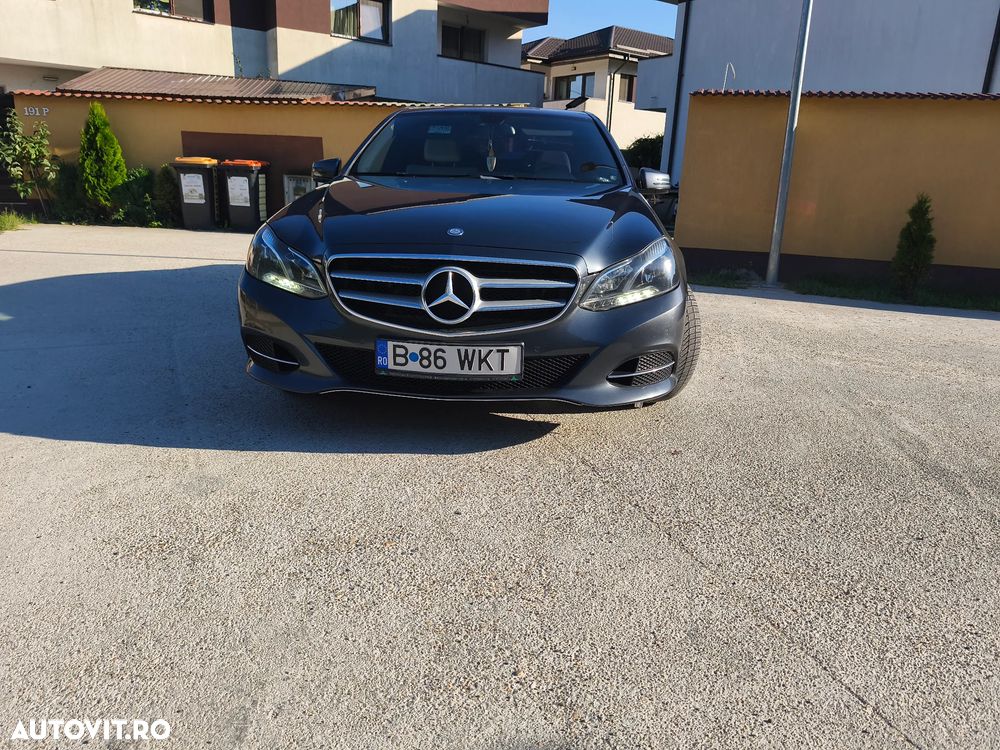 Mercedes-Benz E 220 BlueTEC 4MATIC - 1