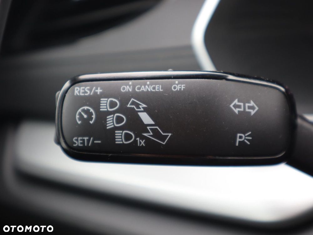 Skoda Octavia 2.0 TDI Selection DSG - 18