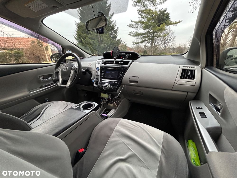 Toyota Prius+ (Hybrid) Comfort - 12