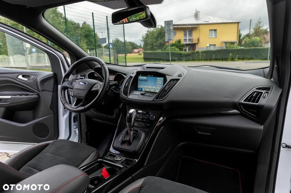 Ford Kuga 1.5 EcoBoost 4x4 ST-Line - 27