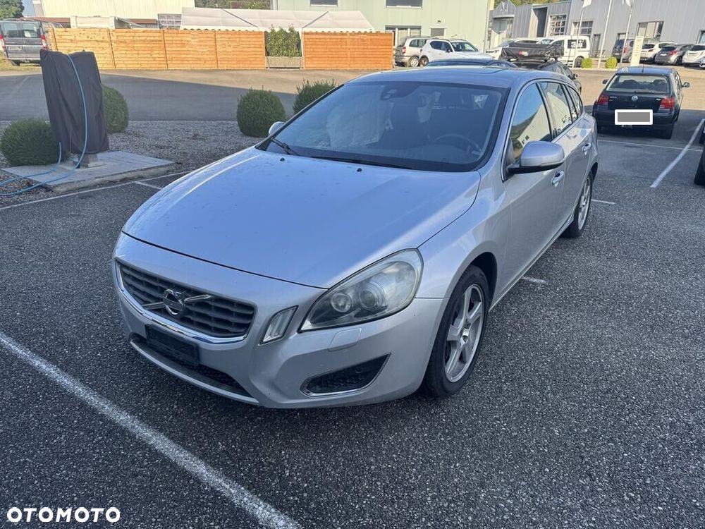 Volvo V60 D5 AWD - 1