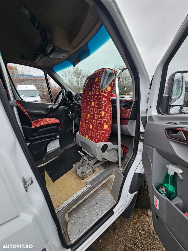 Mercedes-Benz Sprinter - 9