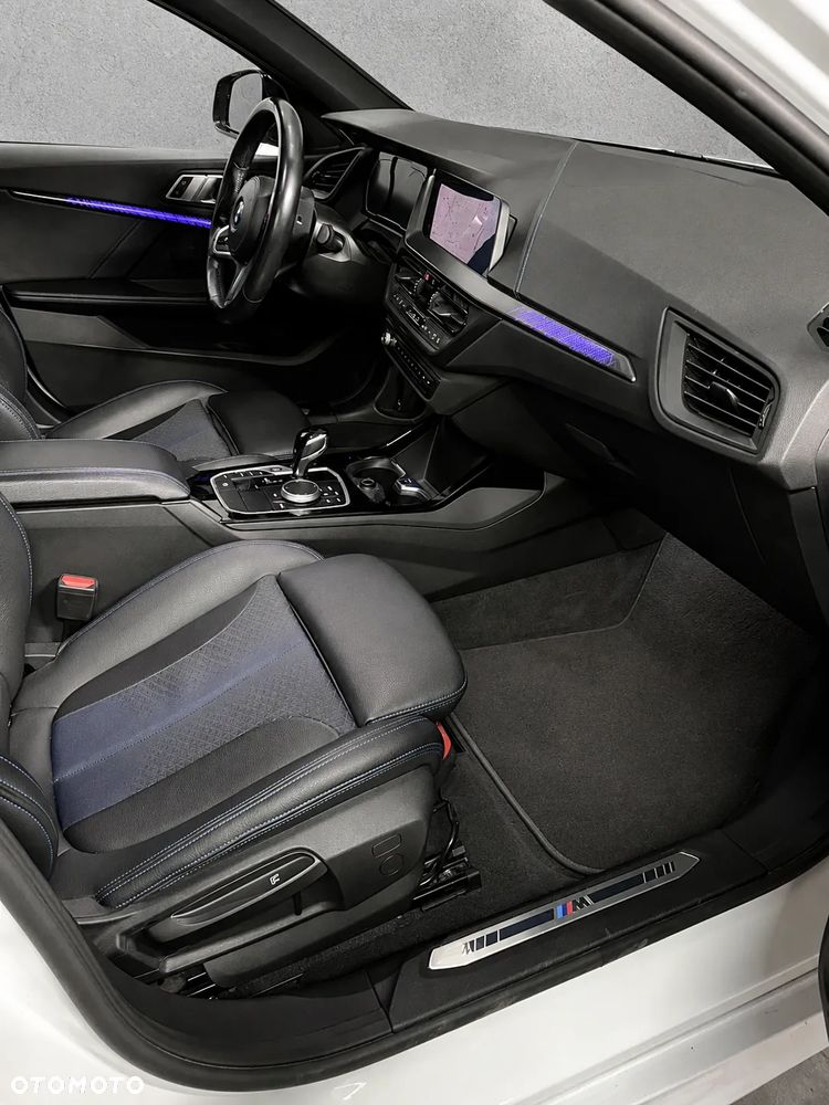 BMW Seria 1 116i M Sport - 9