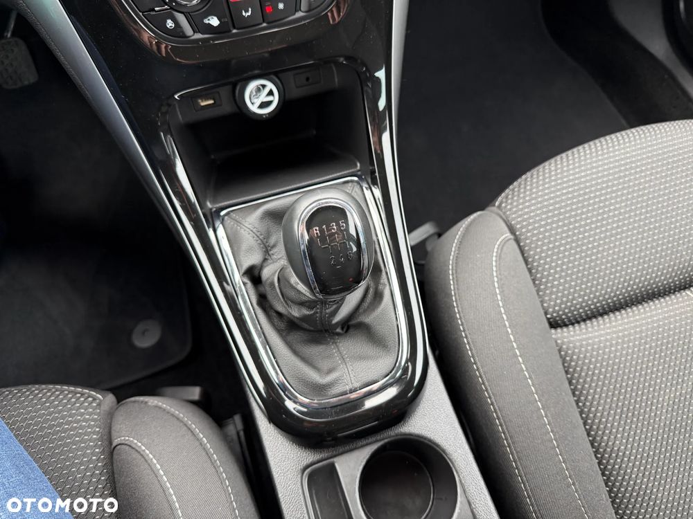 Opel Astra 1.4 T Cosmo - 19