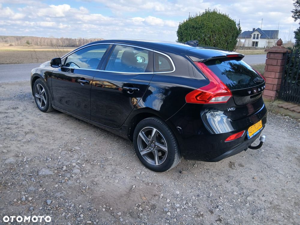 Volvo V40 D2 - 12