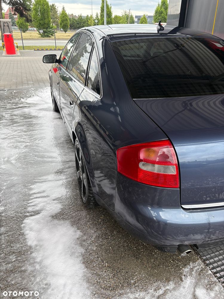 Audi A6 Limousine 2.4 Quattro Tiptr - 17