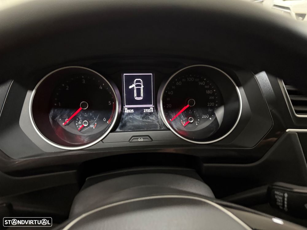 VW Tiguan 1.6 TDI Tech - 6