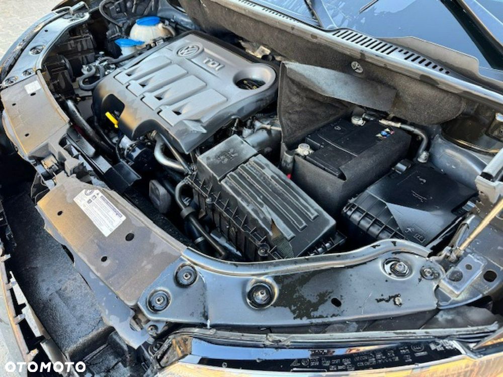 Volkswagen Touran 1.6 TDI DPF Comfortline - 11