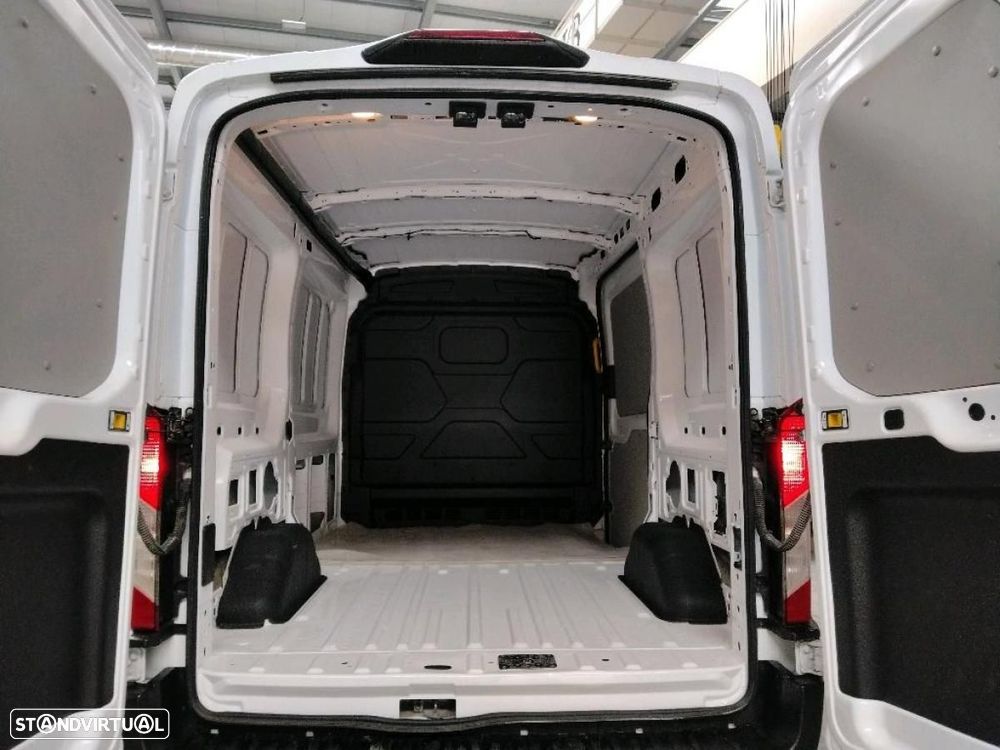 Ford Transit 350 L2H 2.0 TDCi H2 Trend c/IVA - 3
