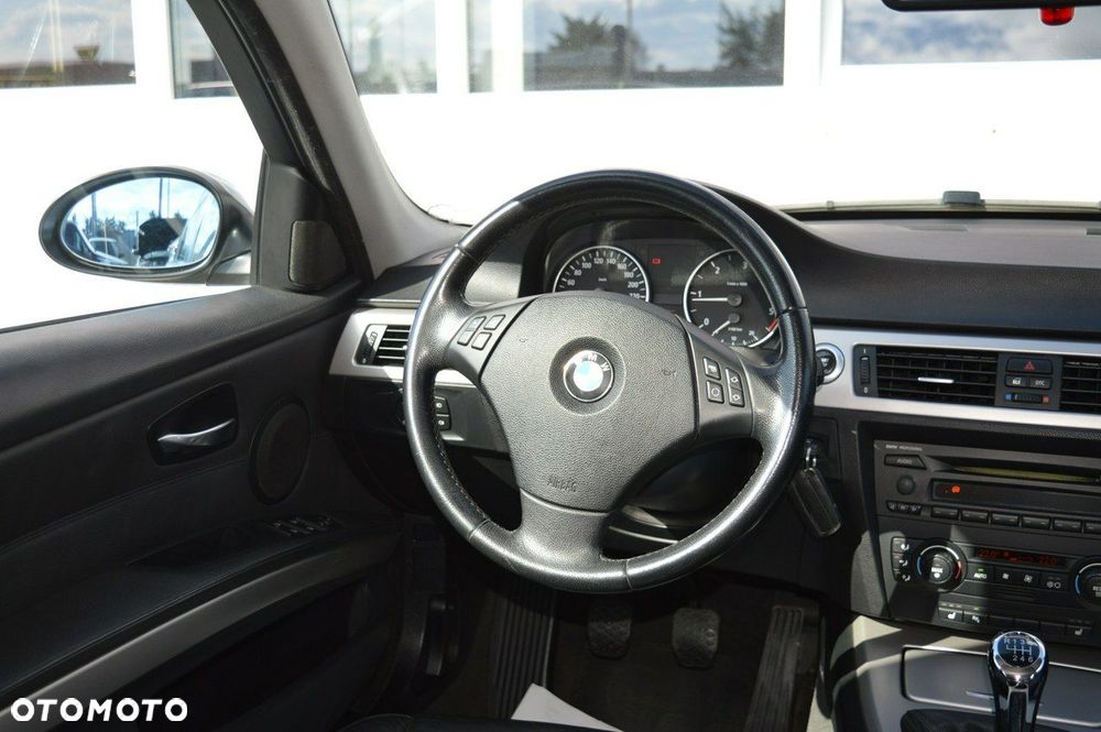 BMW Seria 3 320d - 20