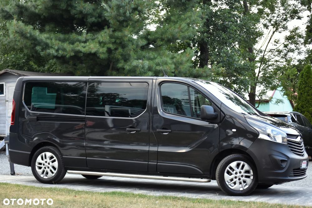 Opel Vivaro - 11