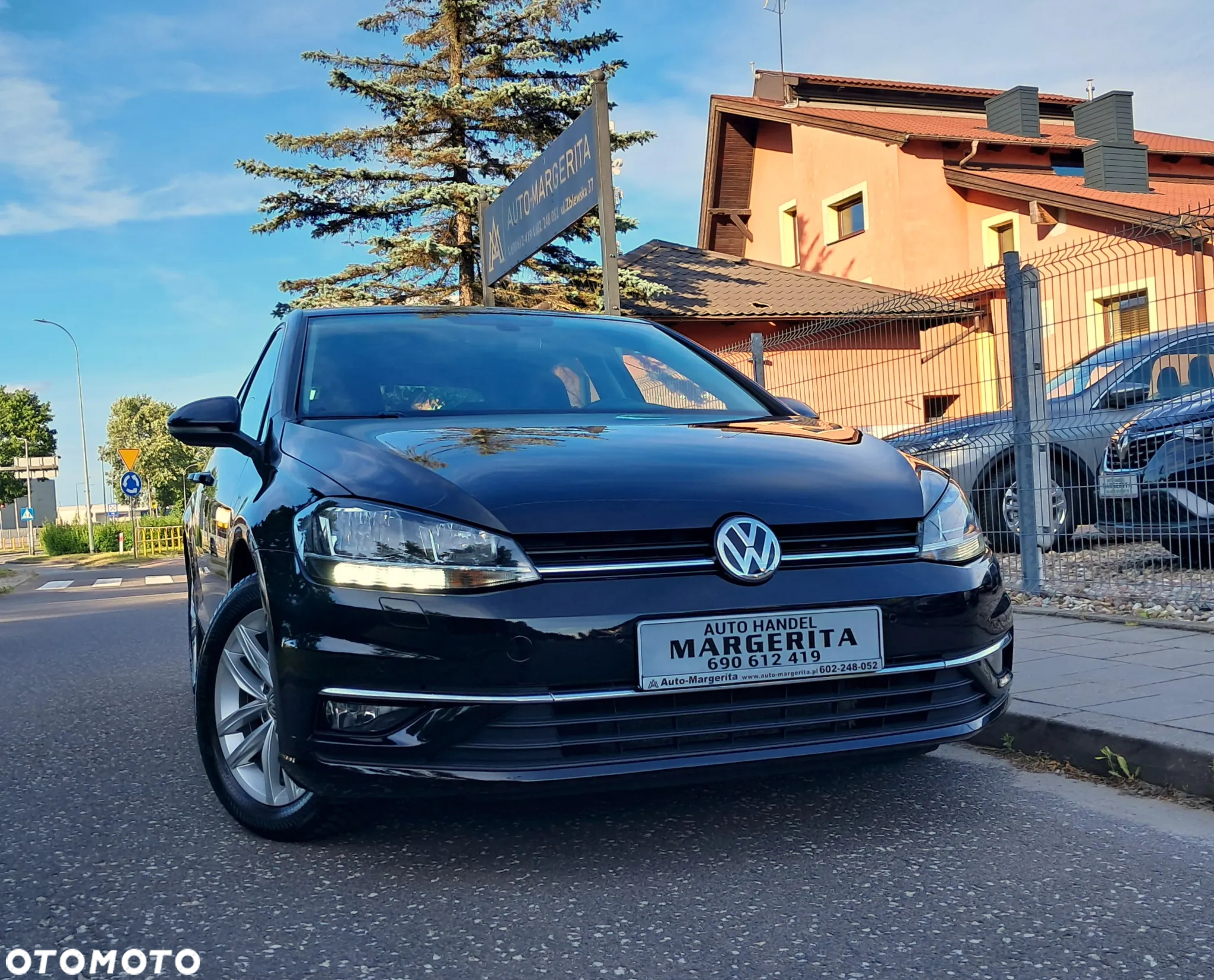 Volkswagen Golf 1.6 TDI SCR DSG Comfortline - 39