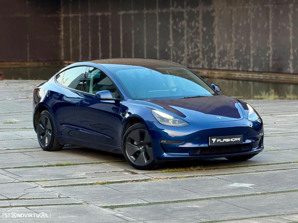 Tesla Model 3 - 2