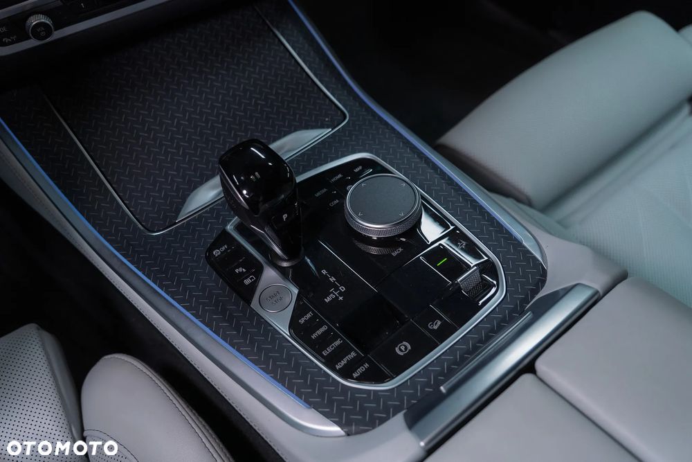 BMW X5 xDrive45e sport - 34