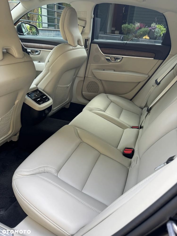 Volvo S90 - 13