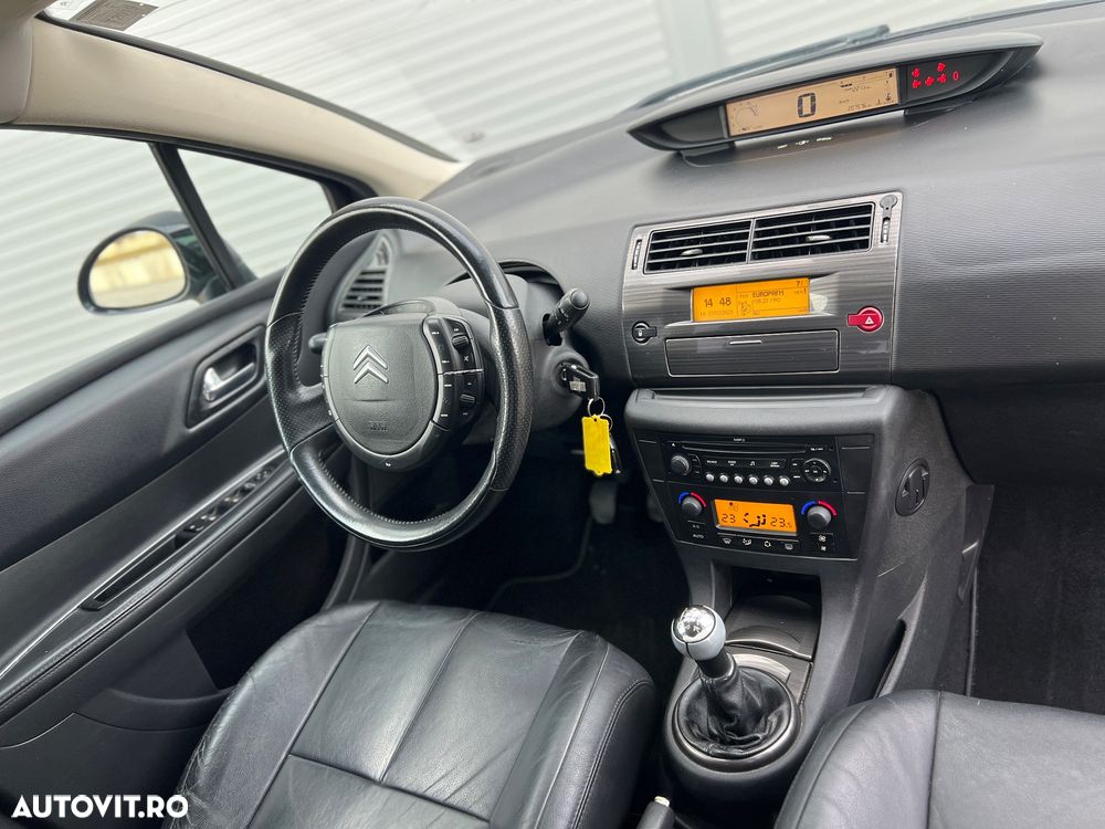 Citroën C4 VTi 120 Exclusive - 9