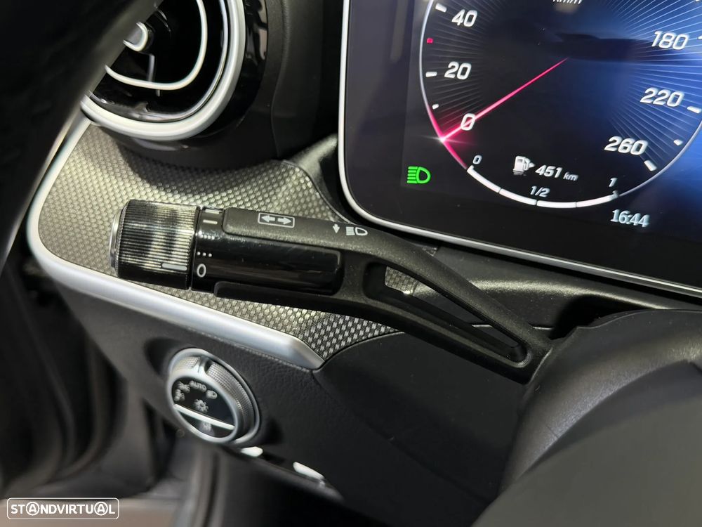 Mercedes-Benz C 300 e AMG Line - 25