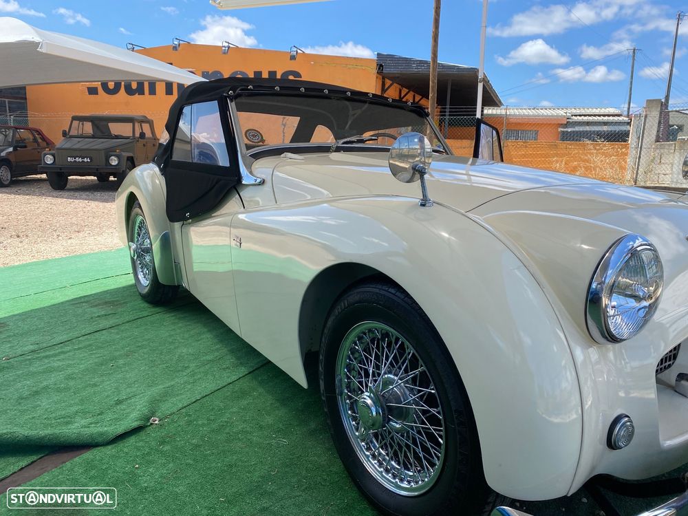 Triumph TR2 - 7