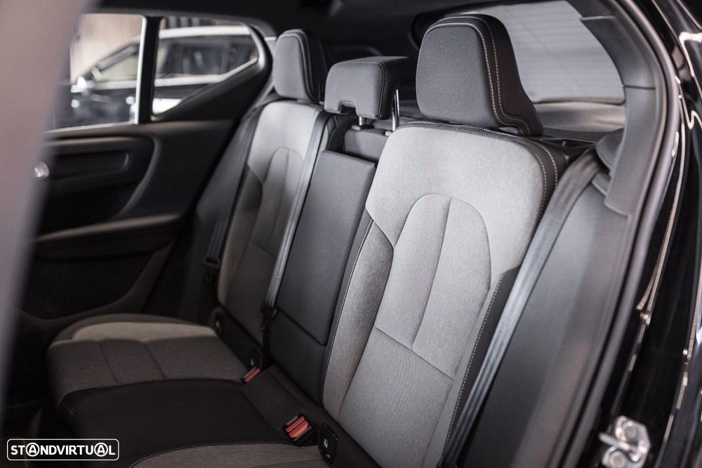 Volvo XC 40 T5 Recharge DKG Plus Dark - 31