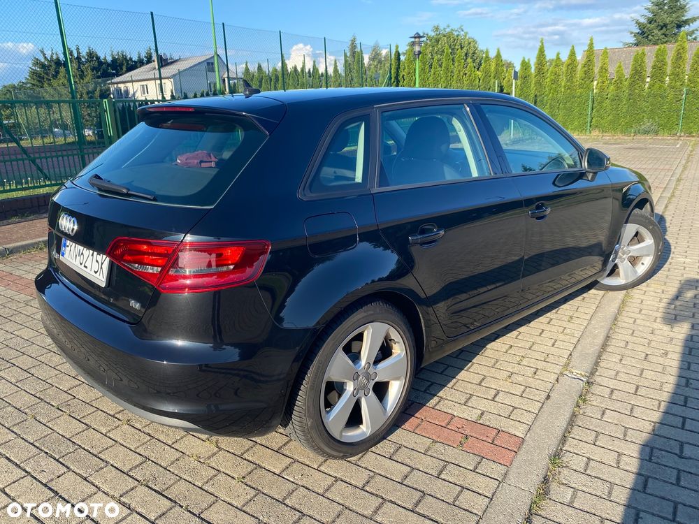 Audi A3 Sportback - 10