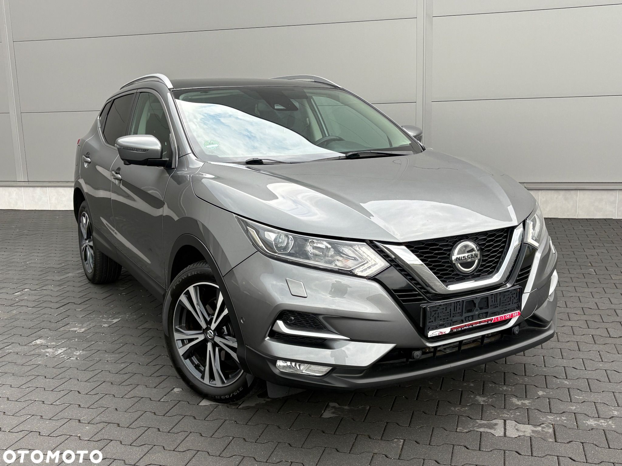 Nissan Qashqai 1.6 dCi Xtronic TEKNA - 1