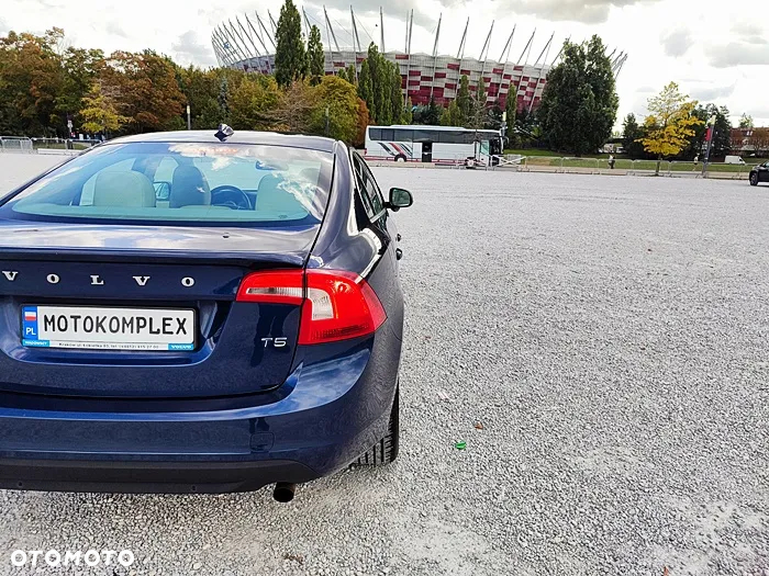 Volvo S60 2.5 T5 - 11