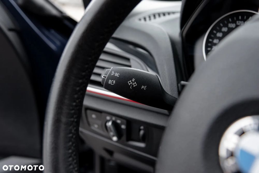BMW Seria 1 120d Sport-Aut Urban Line - 29