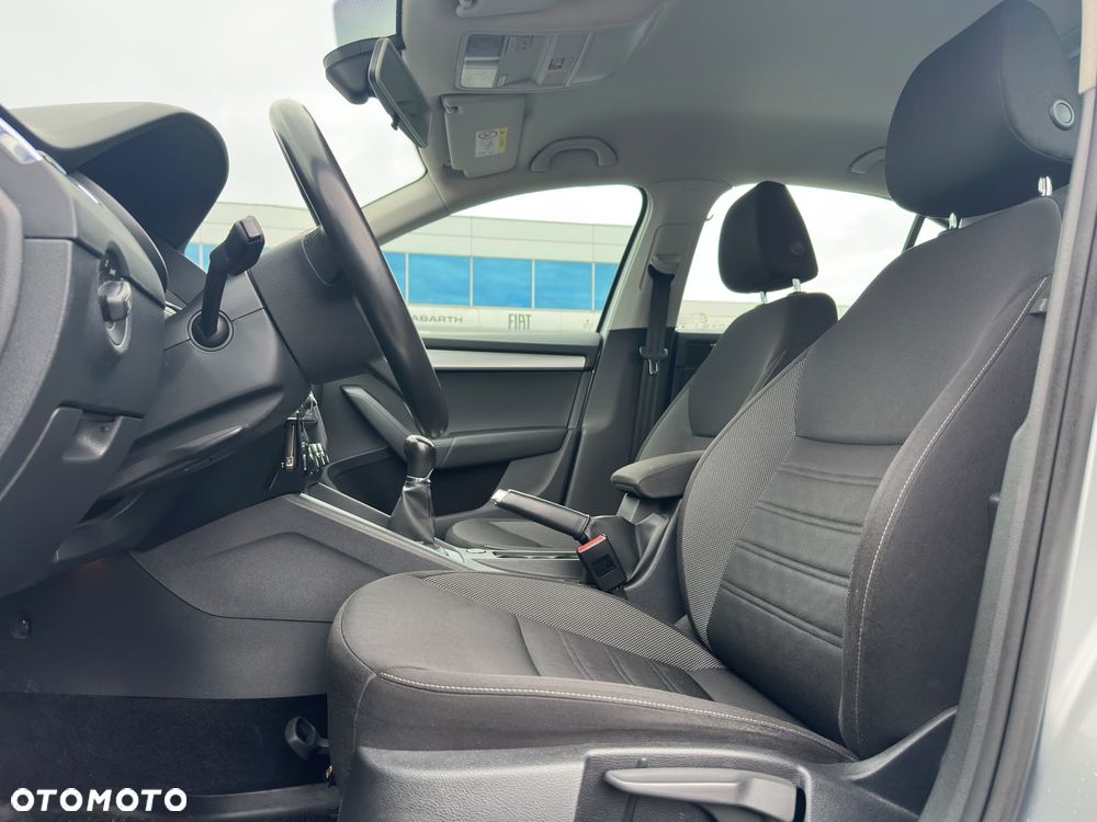Skoda Octavia 1.6 TDI SCR Ambition - 9