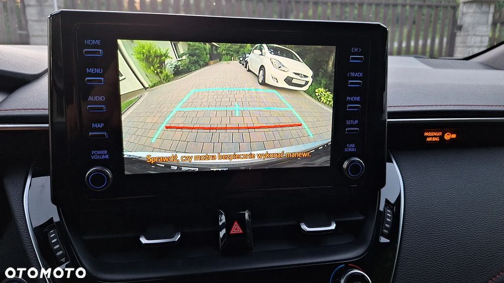 Toyota Corolla 2.0 Lounge - 17