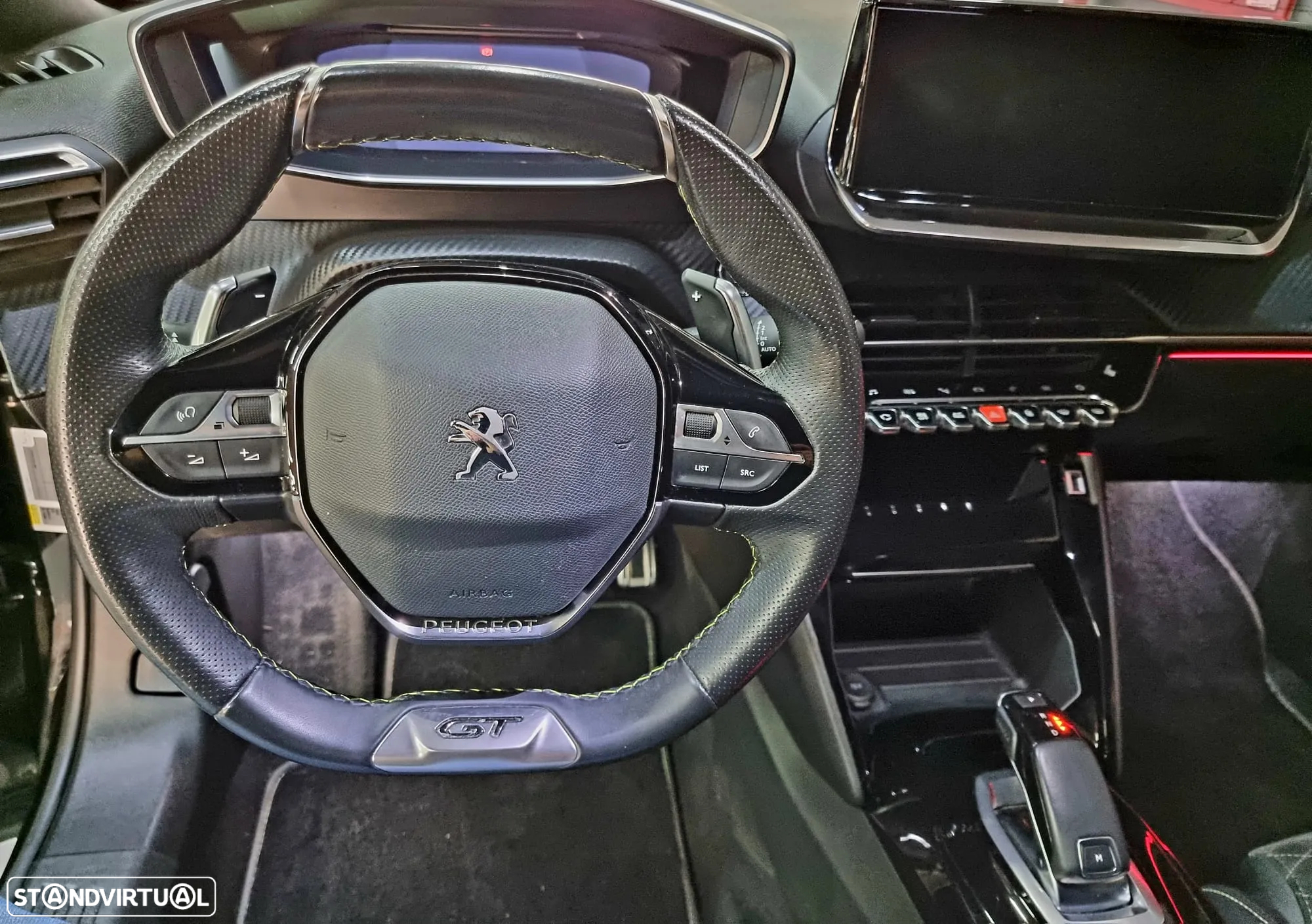 Peugeot 2008 1.5 BlueHDi GT EAT8 - 18