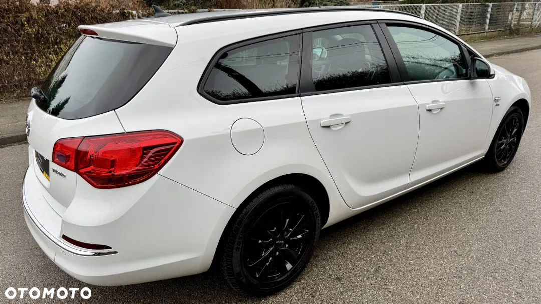 Opel Astra 1.4 Turbo Sports Tourer Innovation - 6