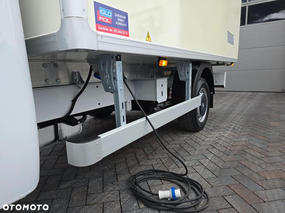Renault MASTER IGLOPOL -30*C +25*C Carrier XARIOS 350 Podłączenie Stacjonarne 230 V ŁADOWNOŚĆ 840Kg WZMOCNIONE TYLNE ZWIESZENIE TEMPOMAT KLIMA HALOGENY KAMERA COFANIA SALON PL STAN JAK NOWY - 17
