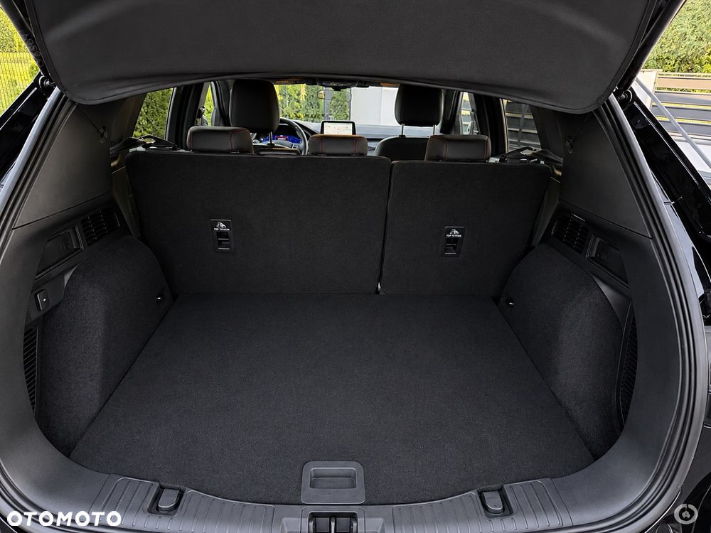 Ford Kuga 2.0 TDCi FWD ST-Line - 17