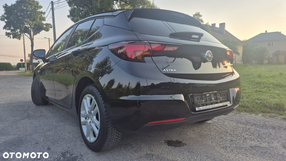 Opel Astra 1.2 Turbo Business Edition - 2
