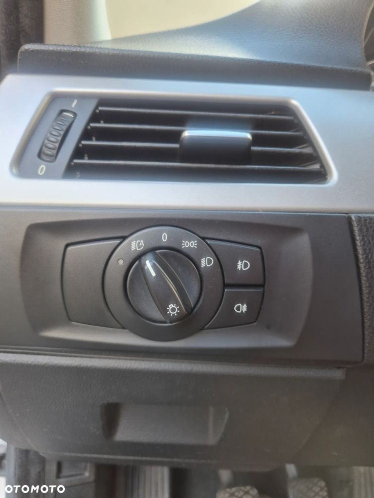 BMW Seria 3 - 25